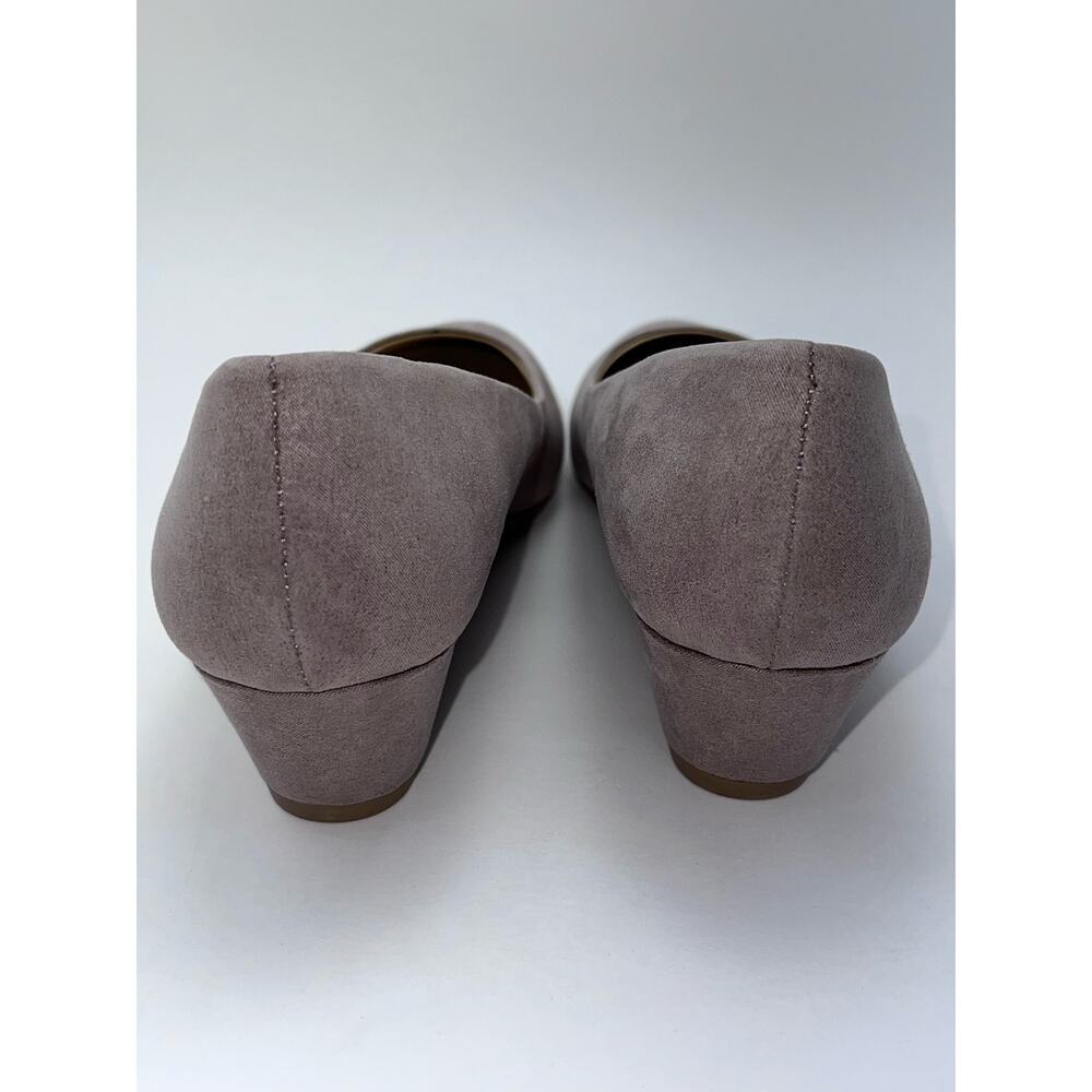 Women's CL by Laundry Demi-Wedge Pump, Size 7.5 - Picture 9 of 10